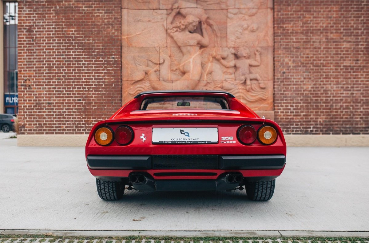 Ferrari 208