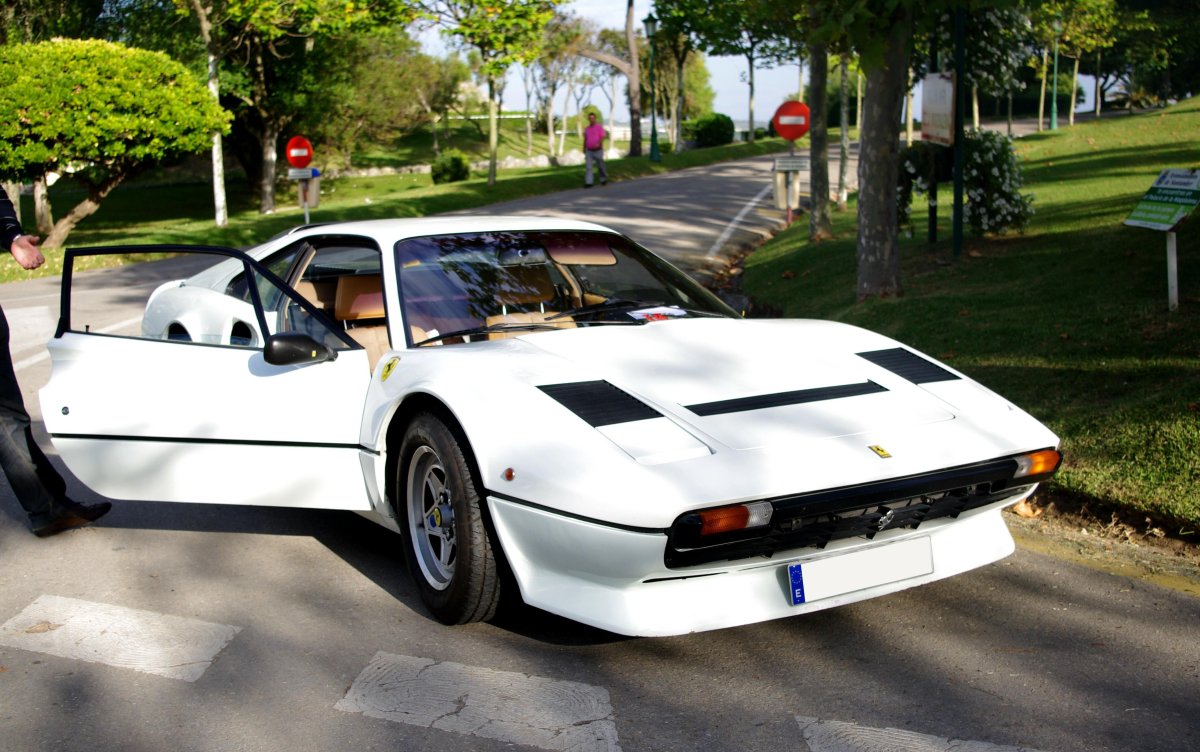 Ferrari 208 GTB