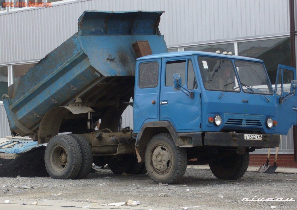 Каз-608 Колхида самосвал