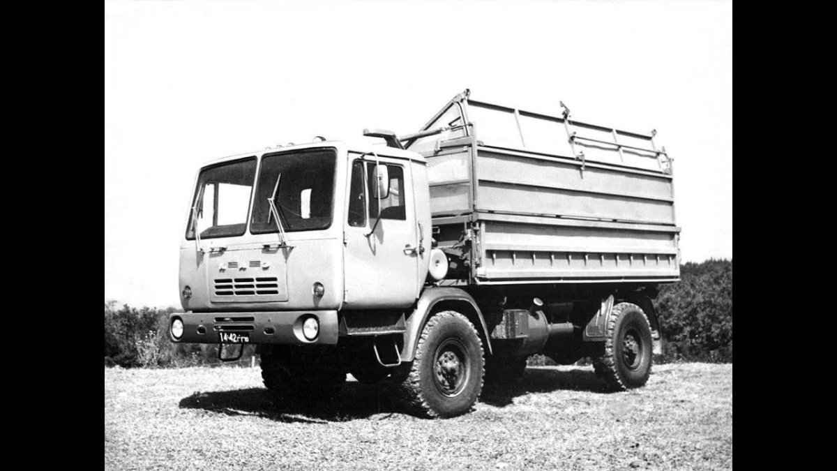 Грузовик Колхида 4540