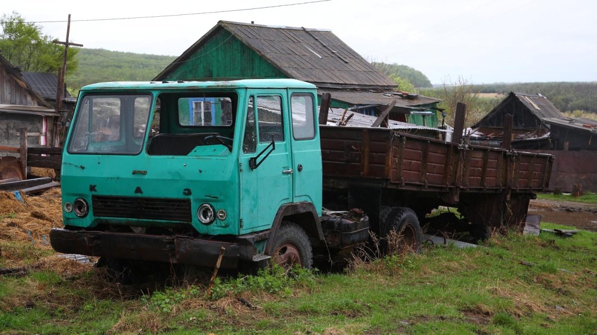 Каз-608 Колхида тягач