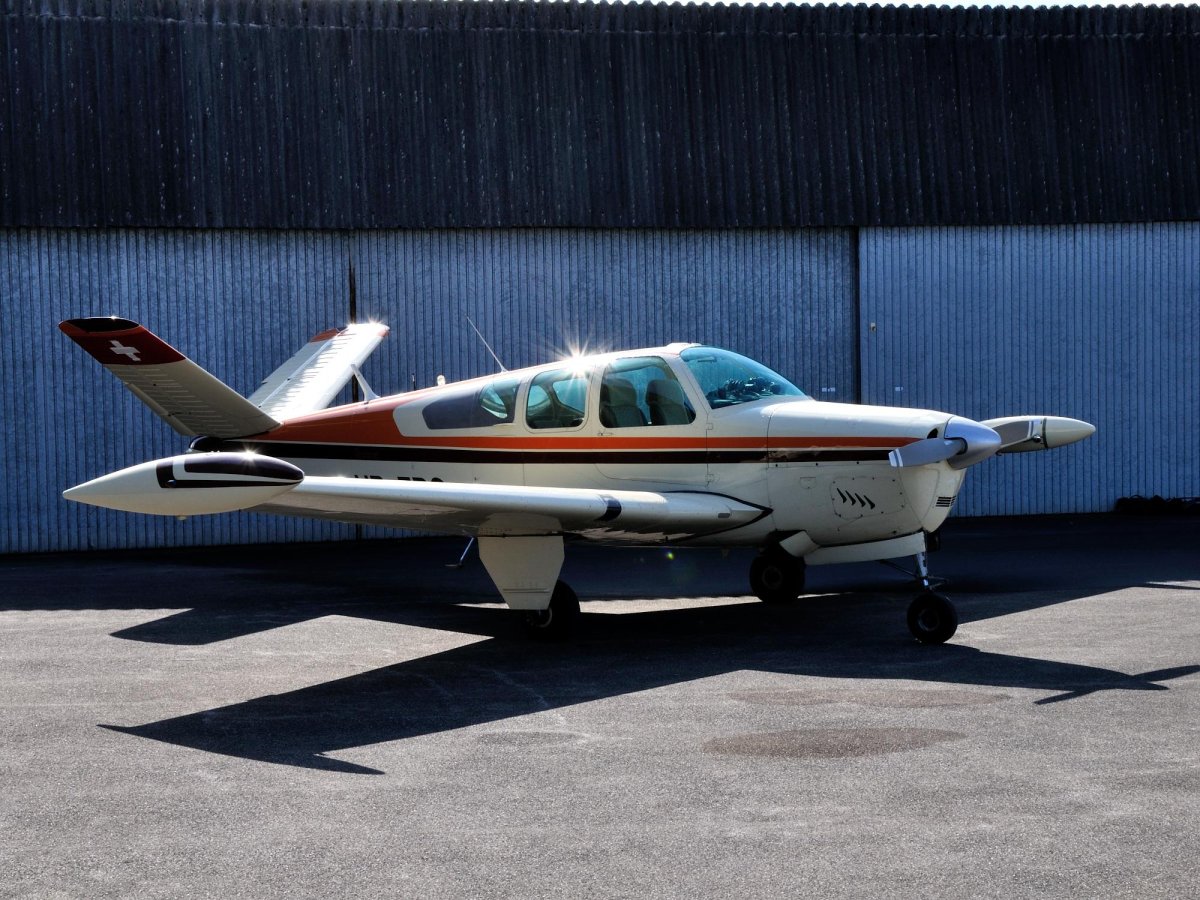 Beechcraft at-6 Wolverine