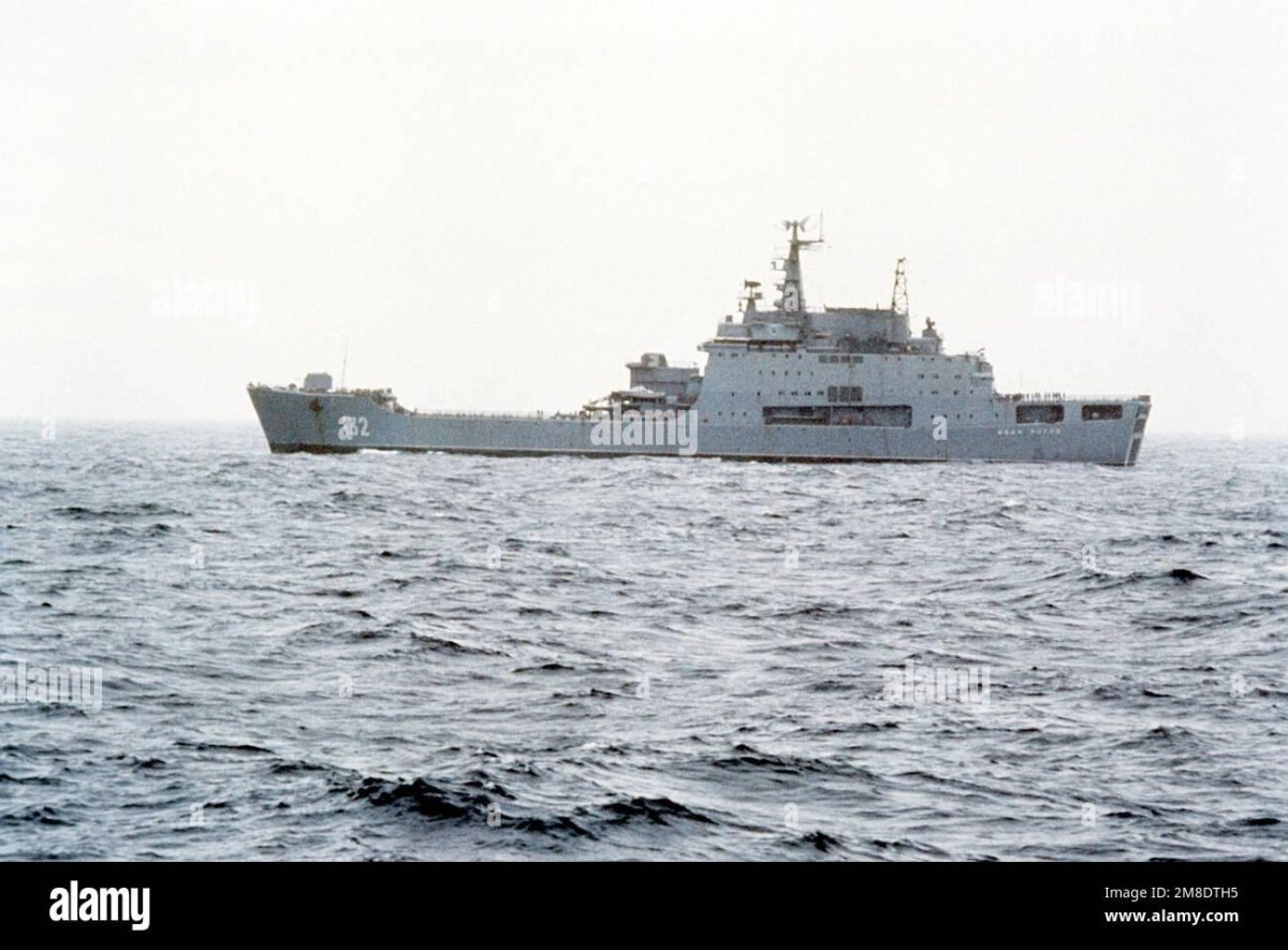 БДК проекта 1174 Иван Рогов