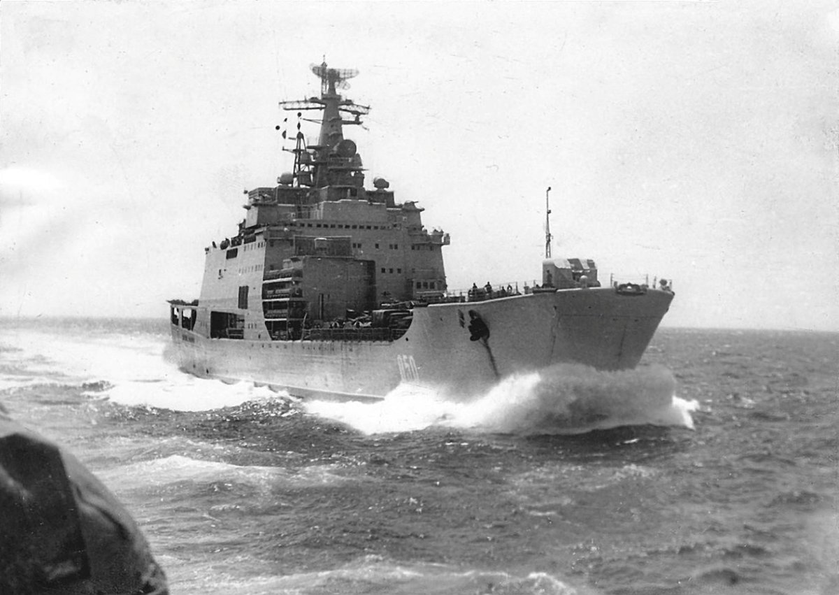 БДК проекта 1174 Иван Рогов