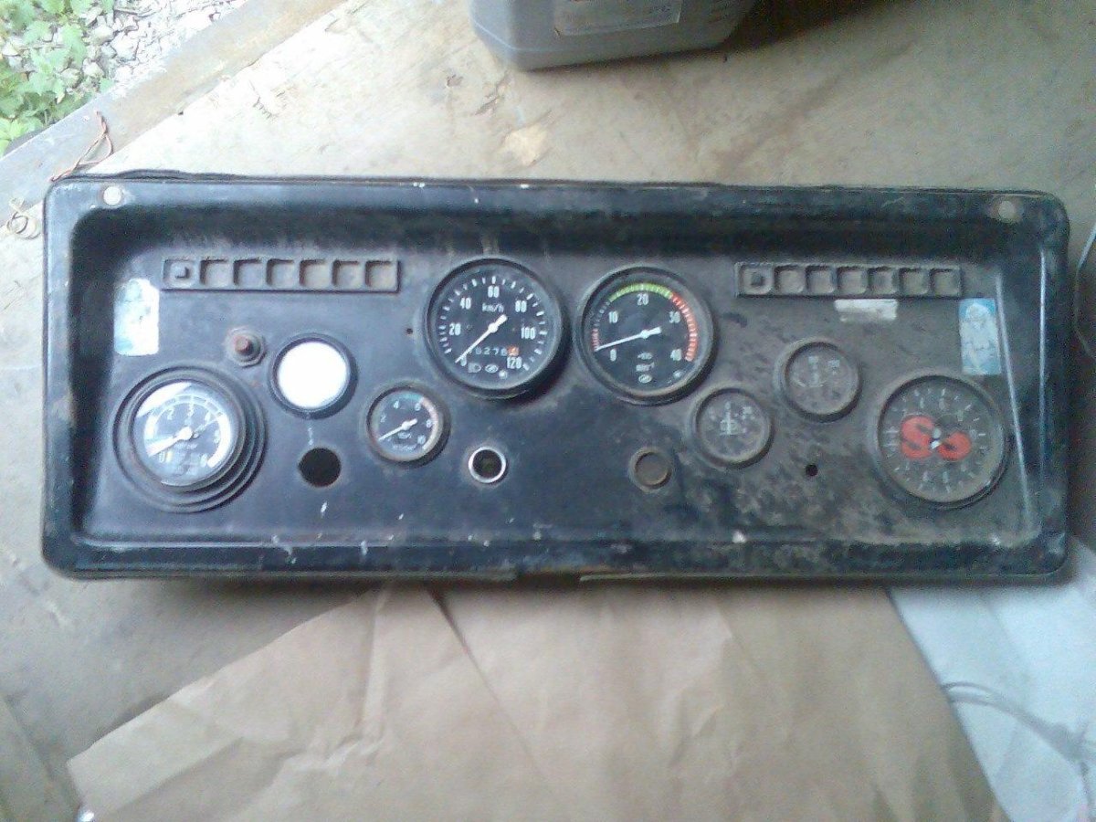 Панель приборов КАМАЗ 5320