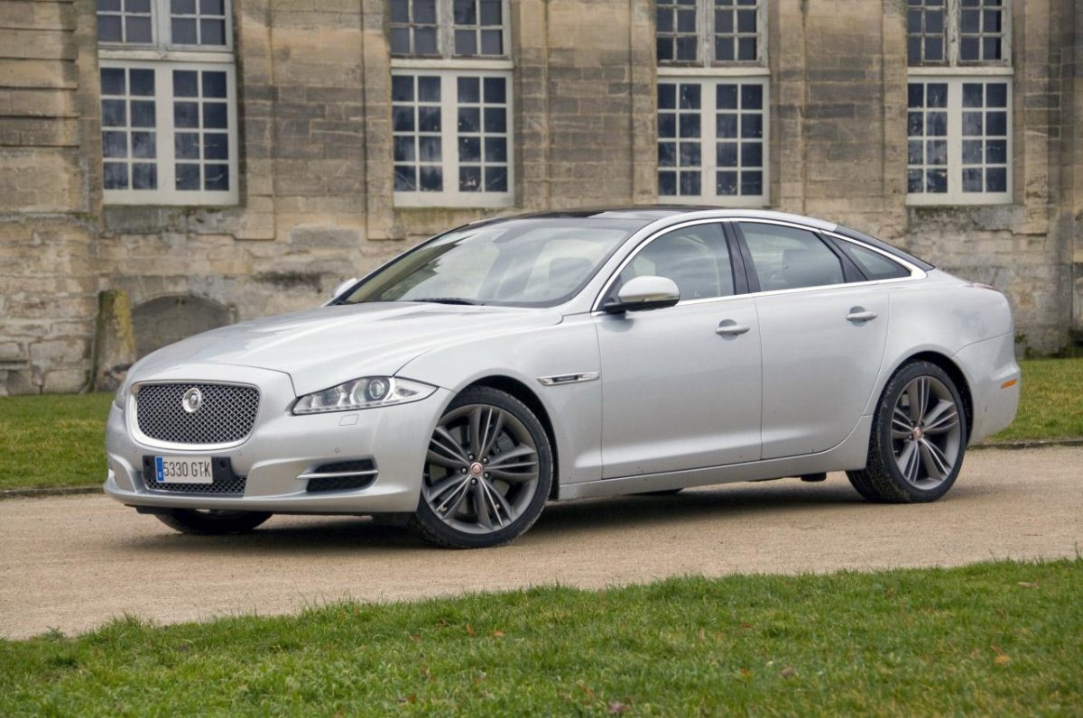 Jaguar XJ 2011
