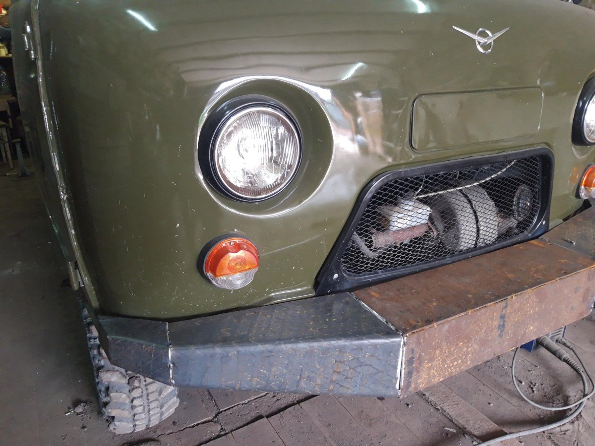 Передний силовой бампер УАЗ Буханка