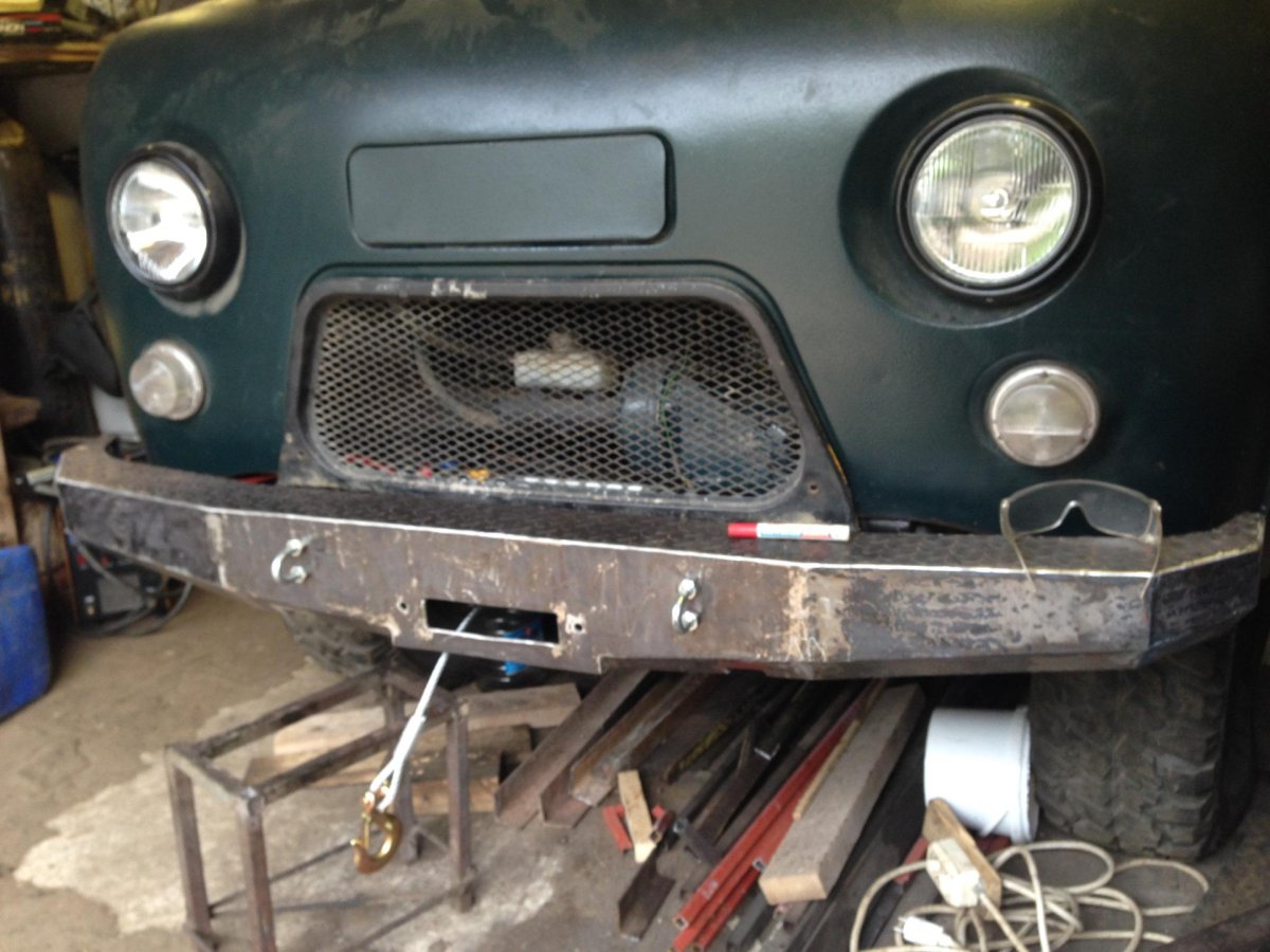 Силовой бампер УАЗ 452