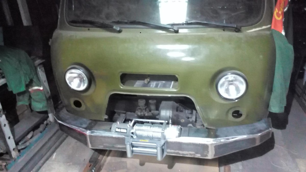 УАЗ 3303 бампер передний