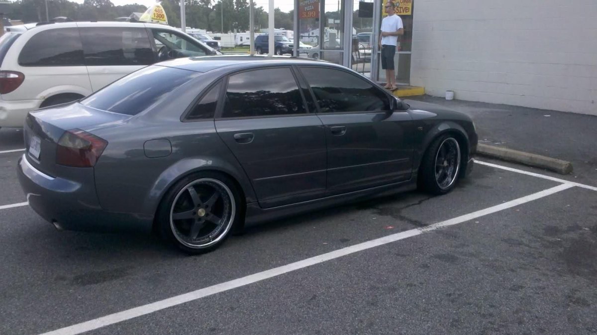 Заниженная Ауди а4 б6