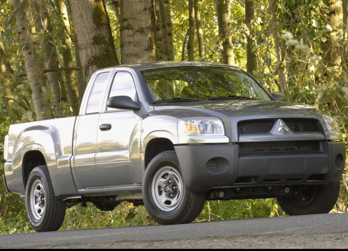 Митсубиси Паджеро пикап