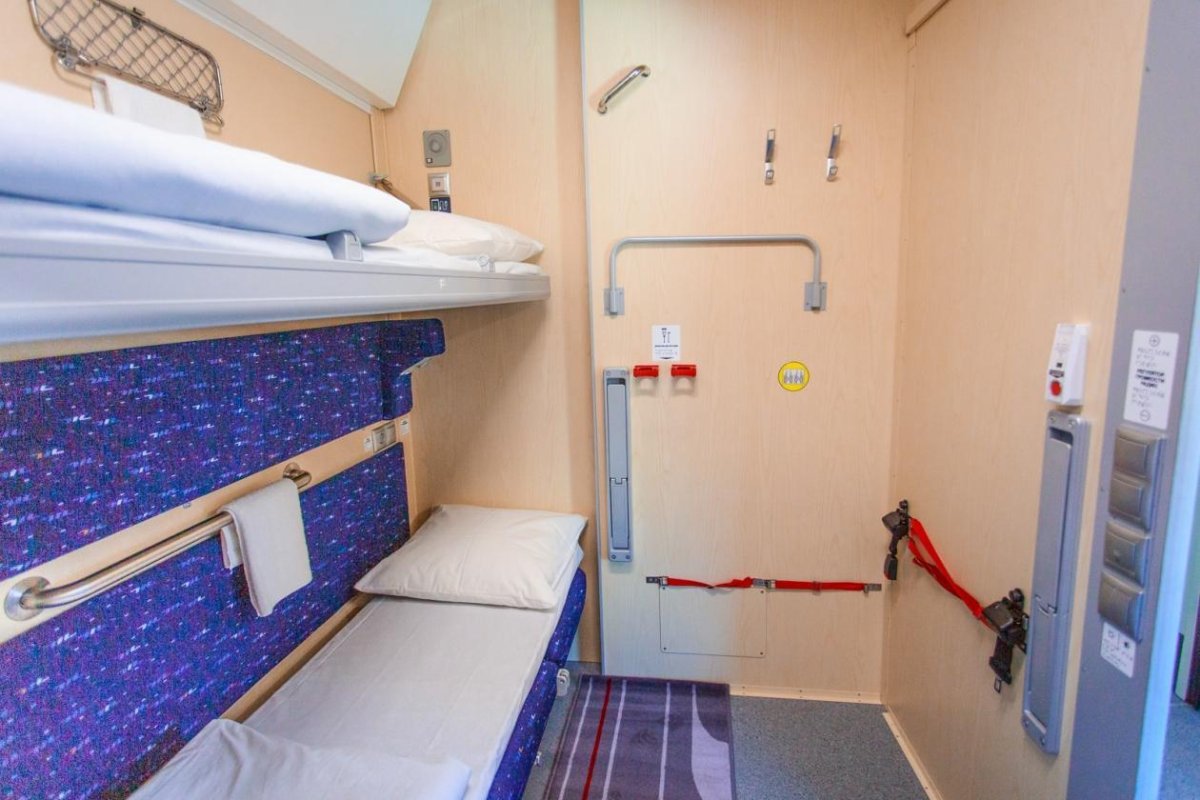 Поезд 061м Владивосток Москва