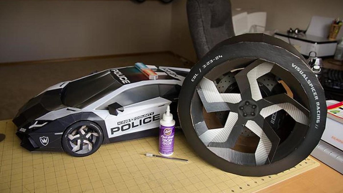 Бумажная модель Ламборджини авентадор