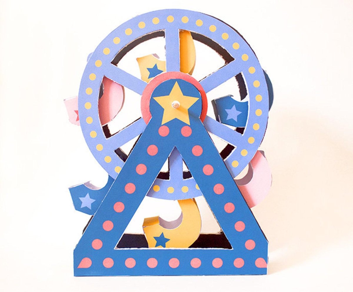 Колесо обозрения из картона