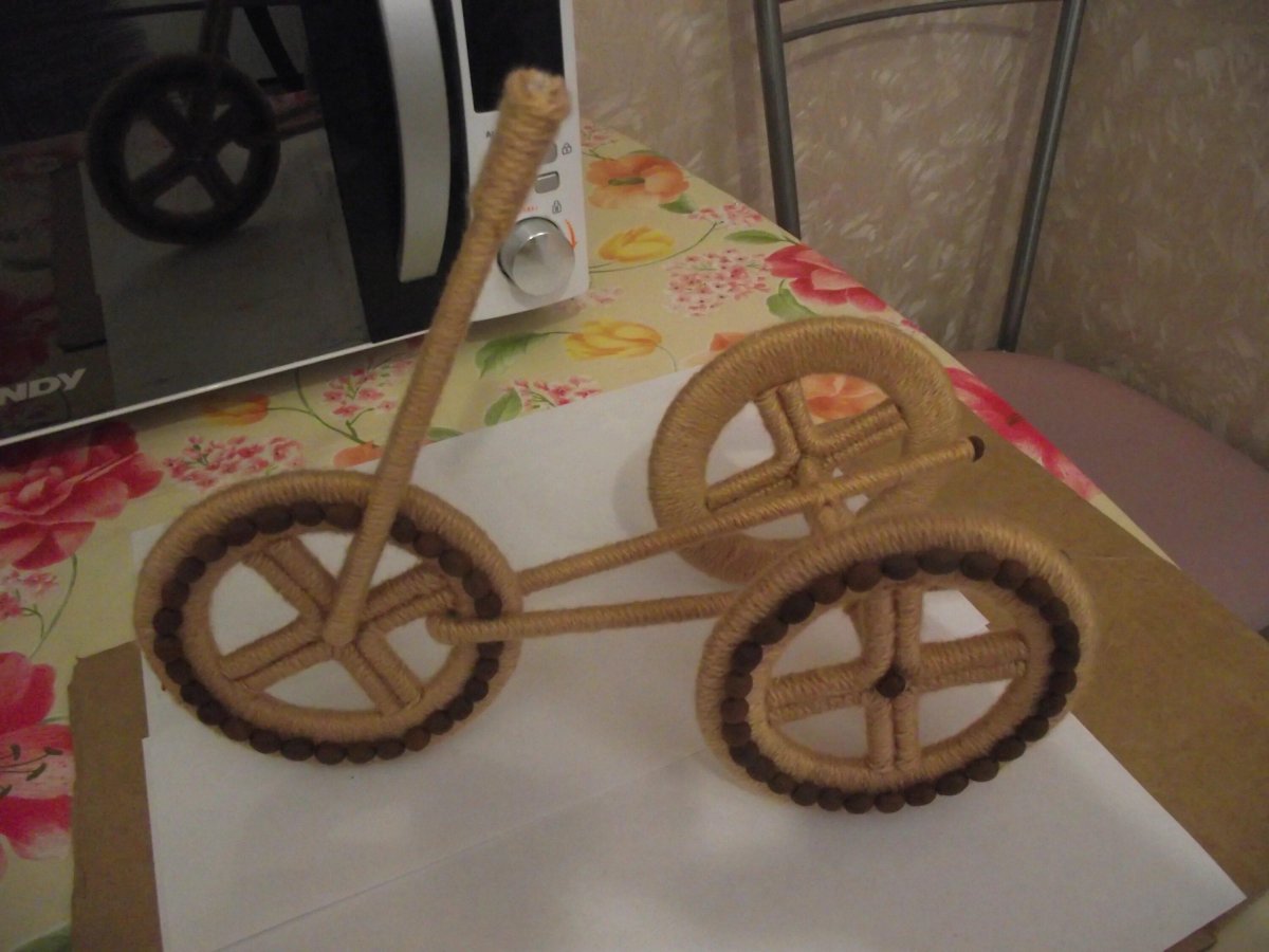 Велосипед из шпагата