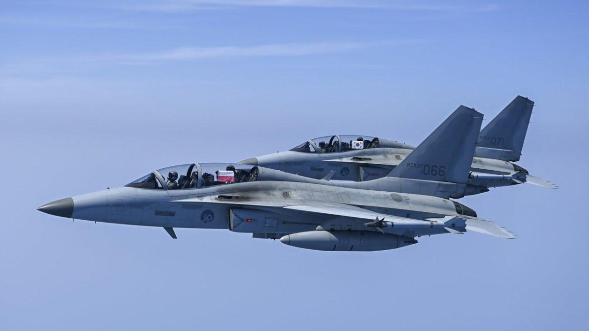 Истребитель fa-50 южнокорейский