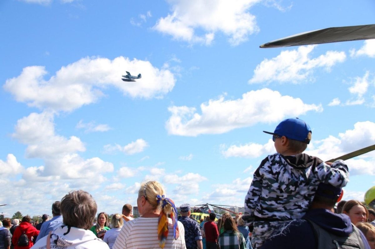 Самолет авиашоу