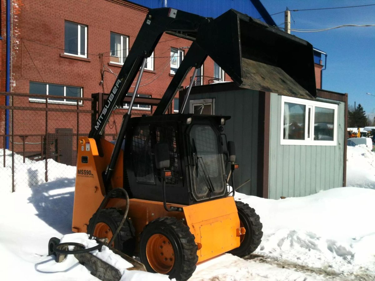 Мини погрузчик MITSUBER mss90