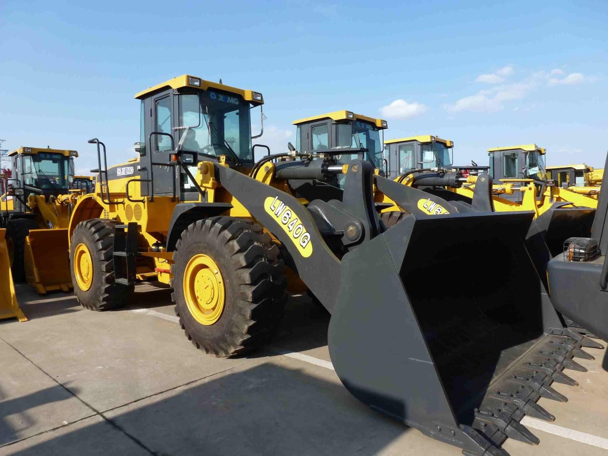 Мицубер фронтальный погрузчик