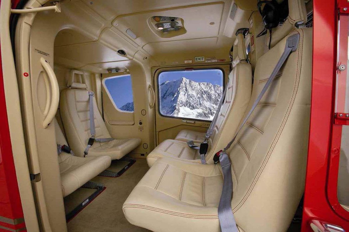 Eurocopter ec135 кабина