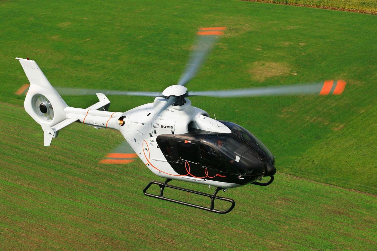 Вертолет Airbus Helicopters ec135