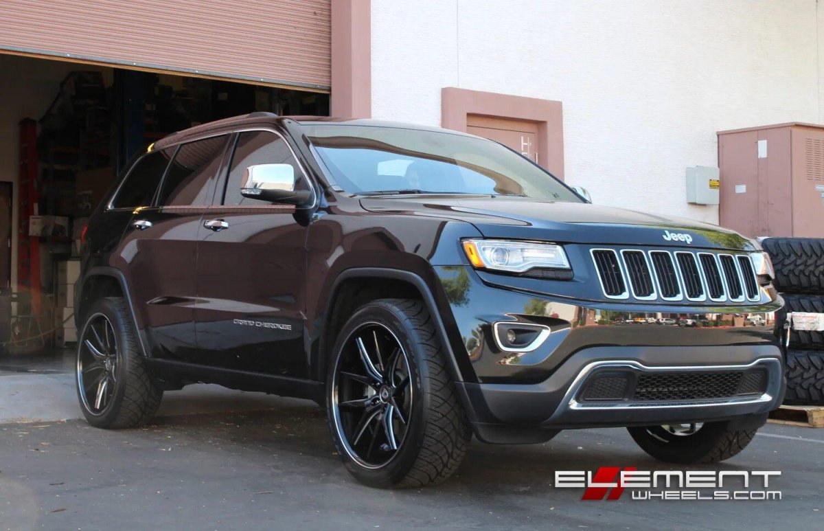 Jeep Grand Cherokee 2014 черный