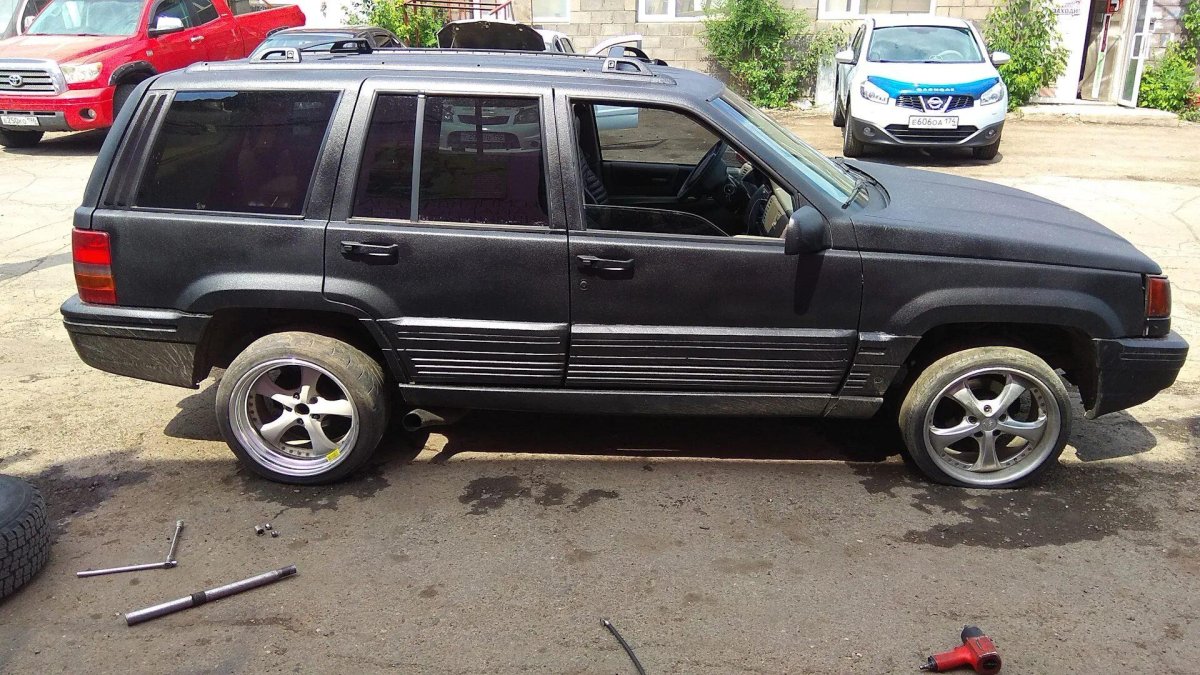 Jeep Grand Cherokee ZJ r18