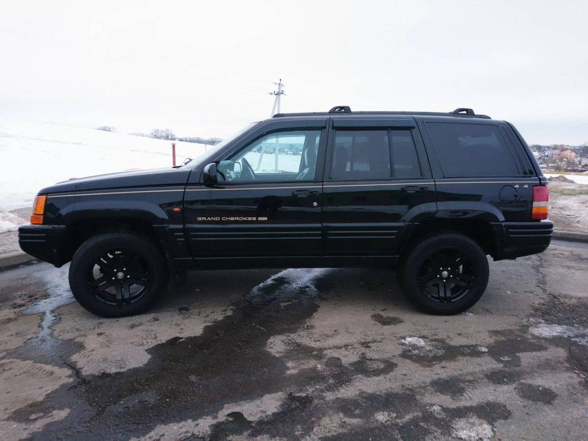 R17 на Jeep Grand Cherokee ZJ