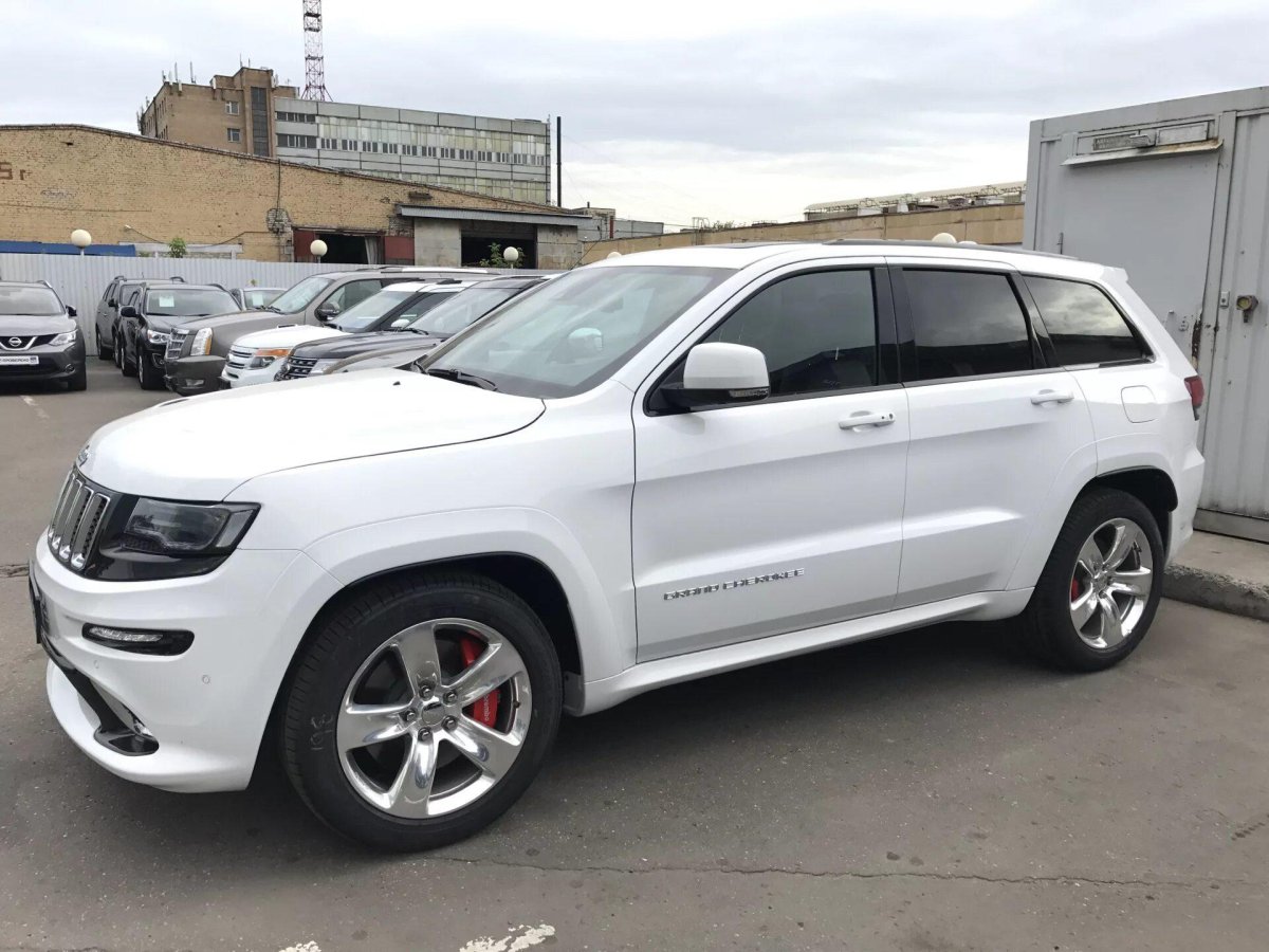 Диски srt на Jeep Grand Cherokee wk2