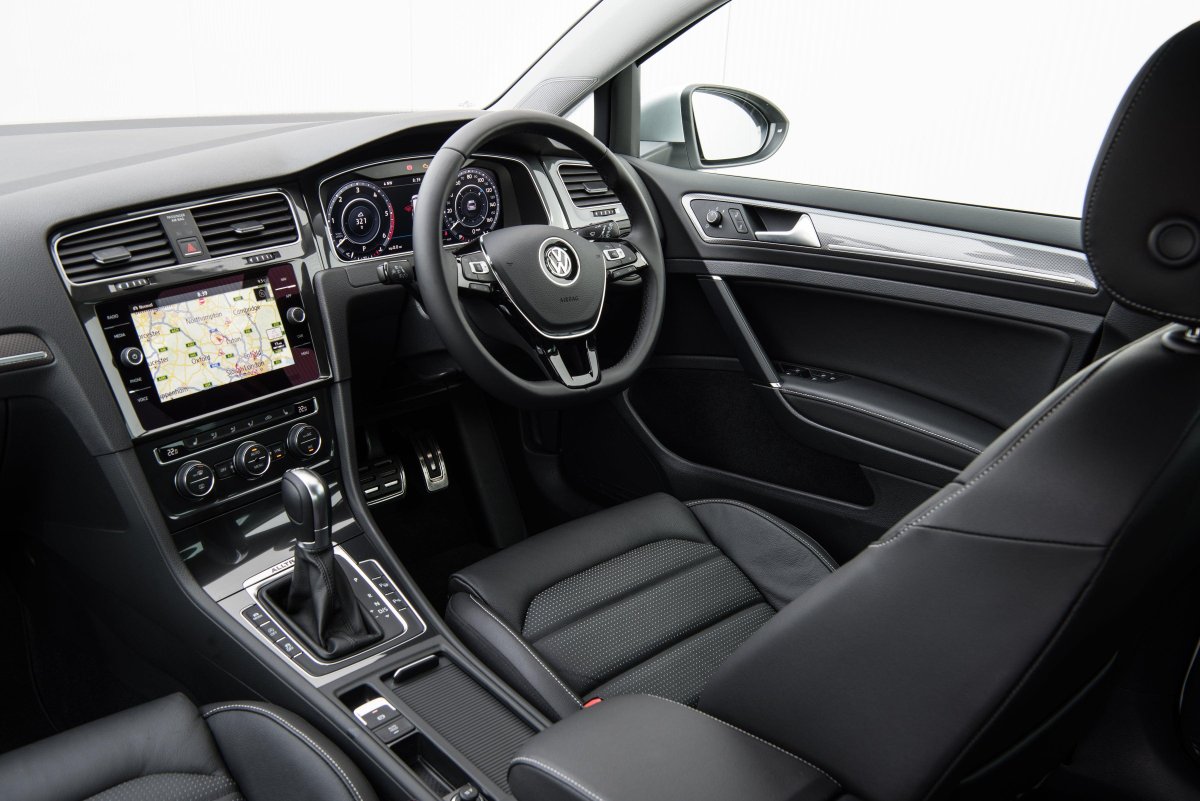 Volkswagen Golf Alltrack салон