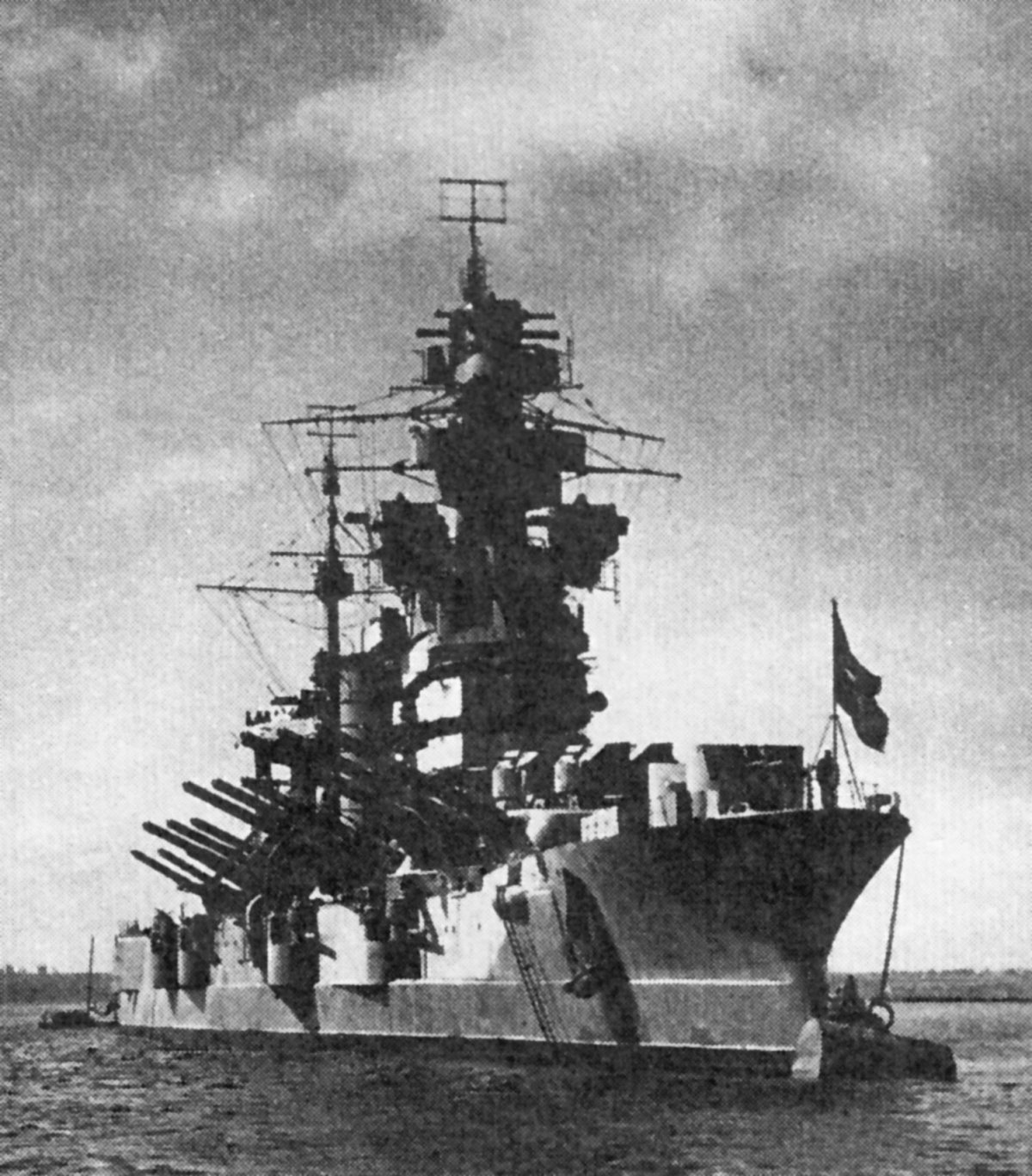 Линейный корабль «Гангут» («Октябрьская революция»)