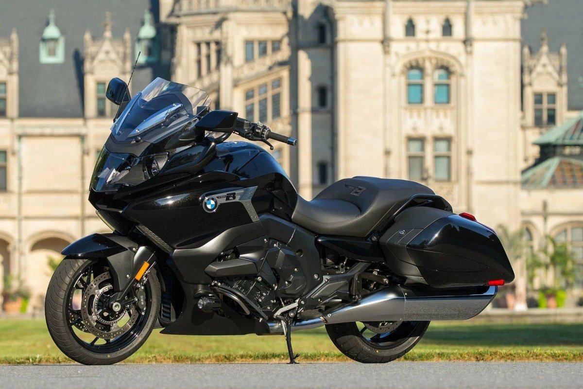 Мотоцикл BMW k1600b