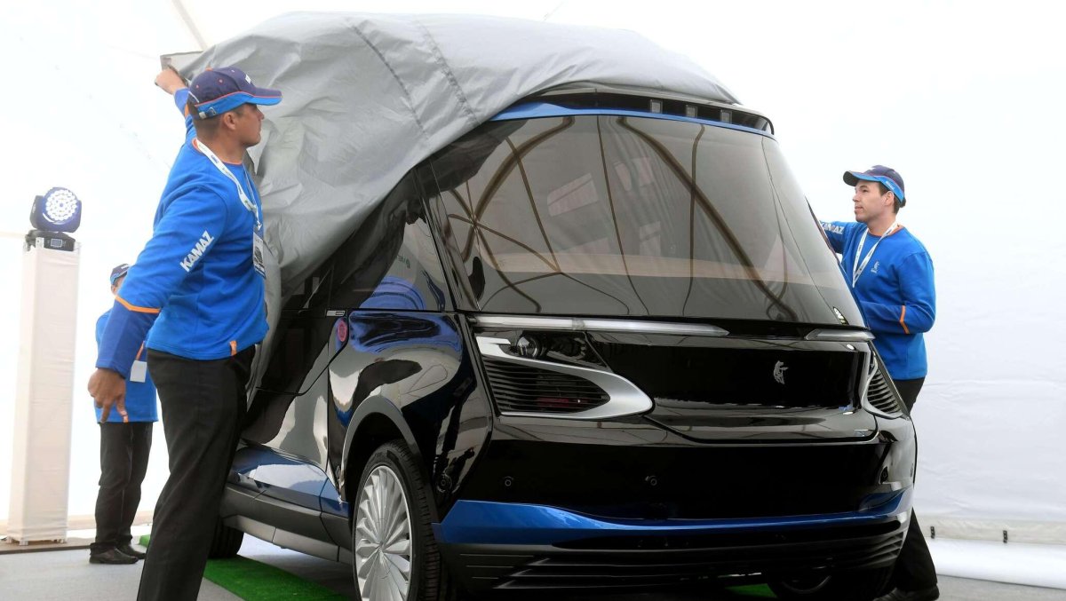 Беспилотный электробус КАМАЗ