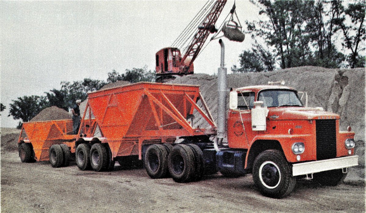 Грузовик dodge LNT 1000