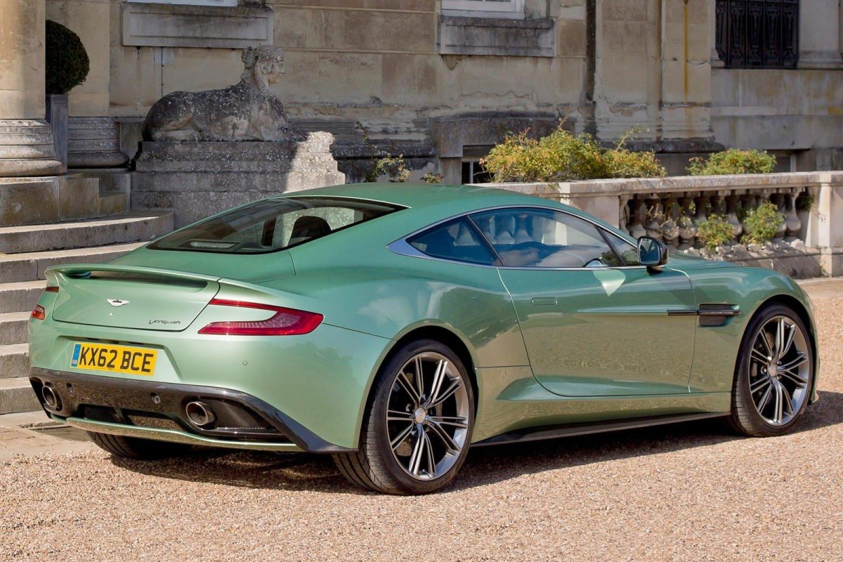 Aston Martin Vanquish 2014