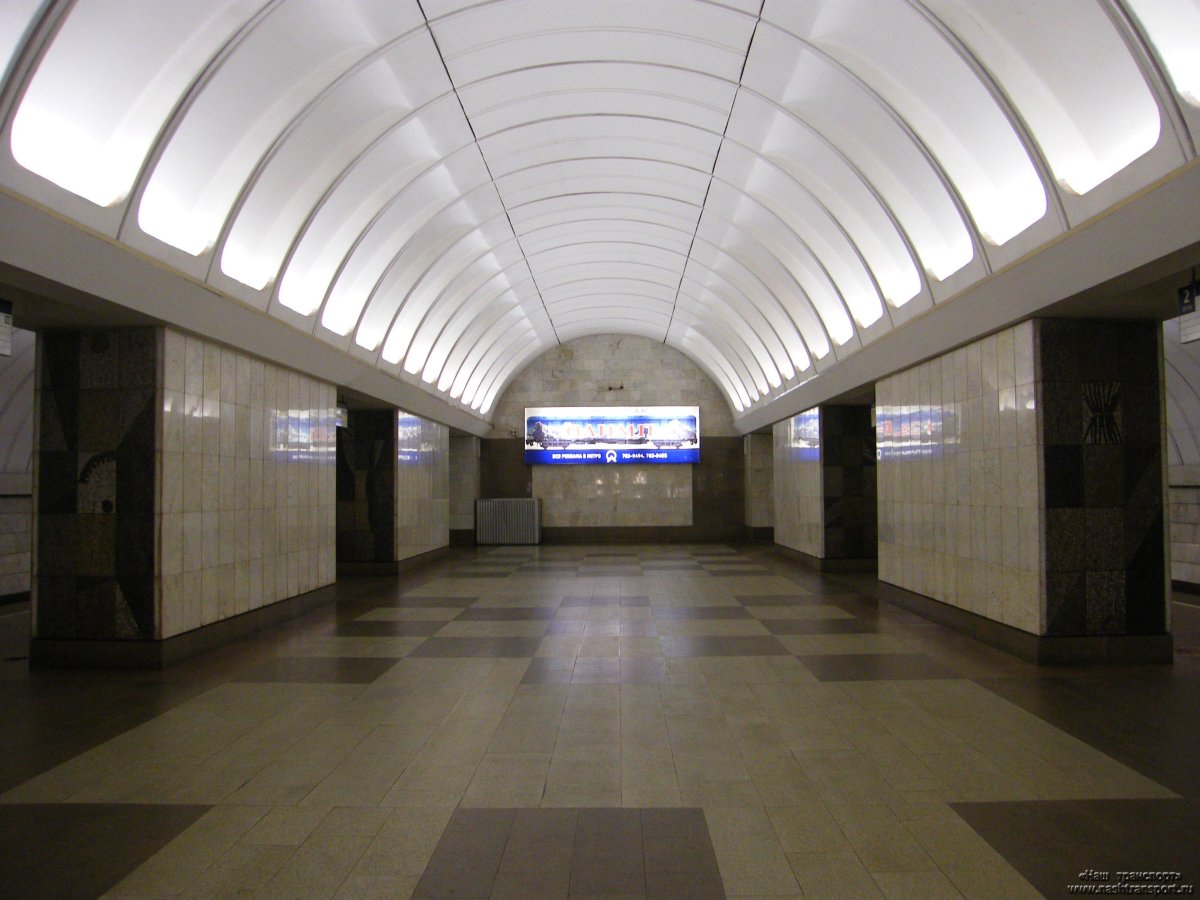 Станция метро Крестьянская застава