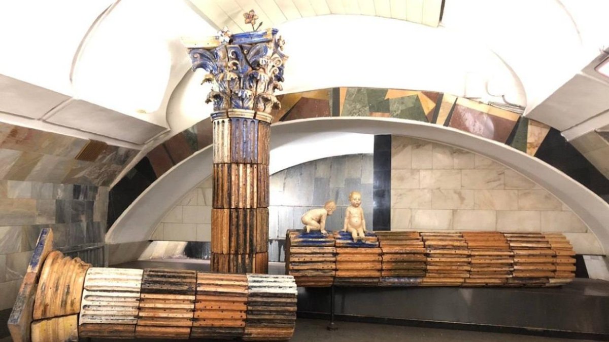 Метро Римская фонтан