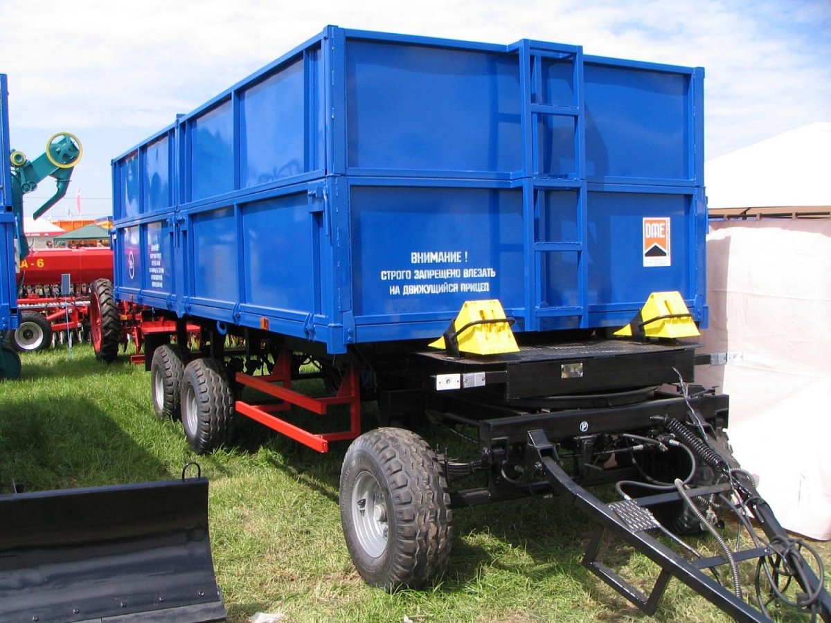 Прицеп тракторный самосвальный 3птс-9