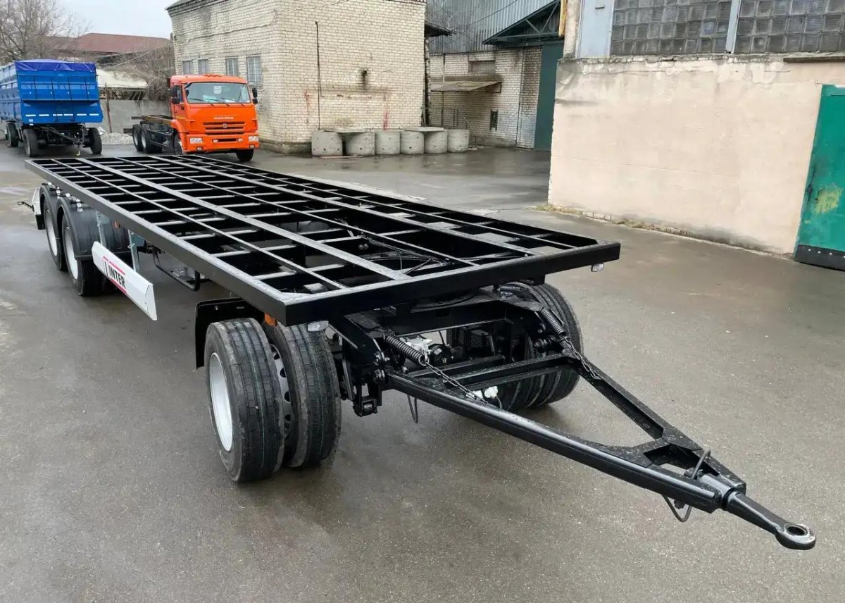 Трехосный полуприцеп Goldhofer