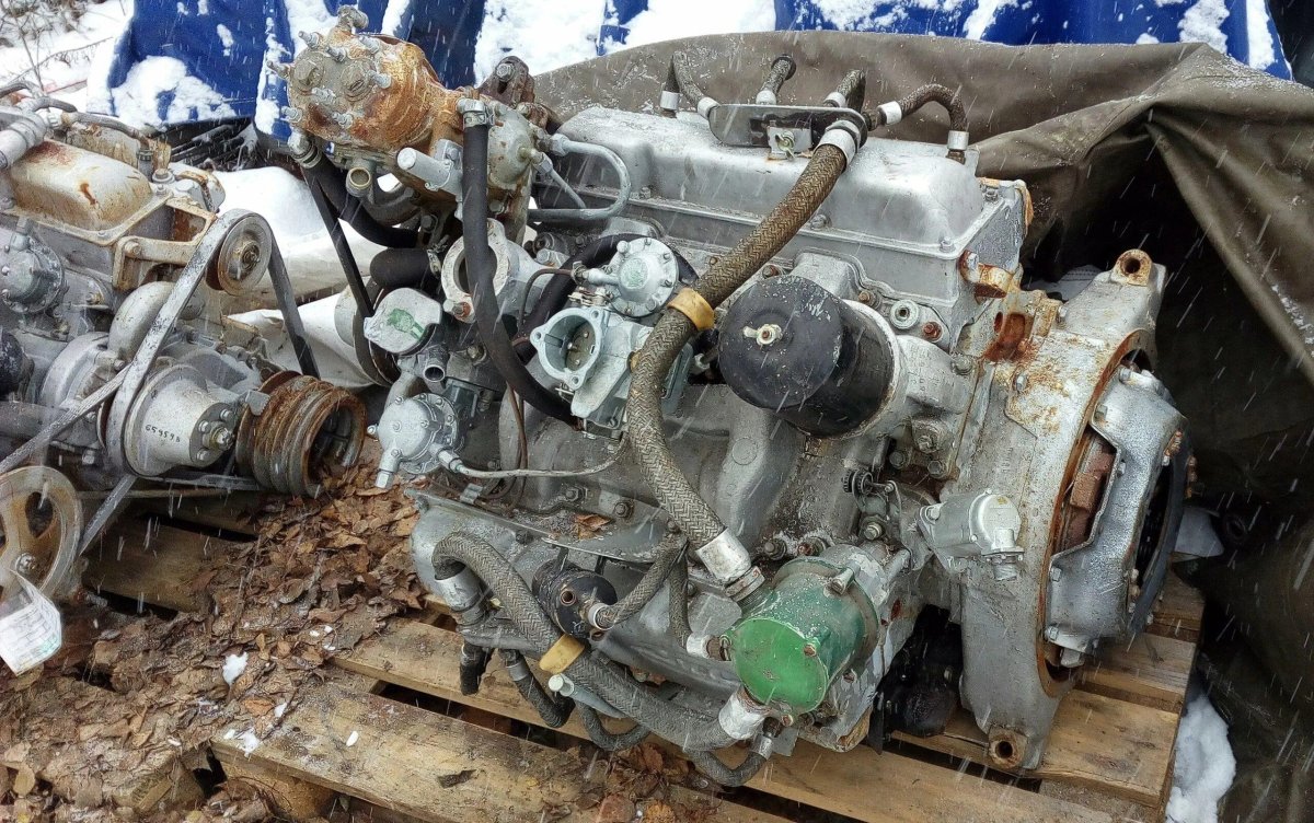 Двигатель Урал 375 бензиновый