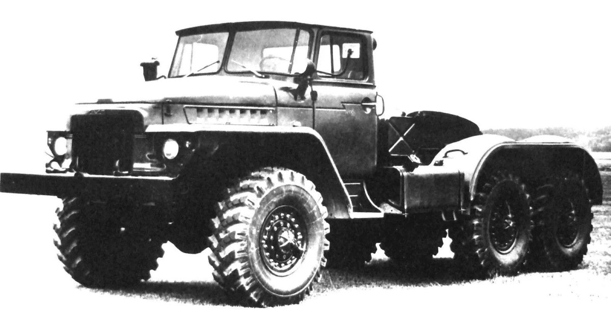 Урал 375 седельный тягач