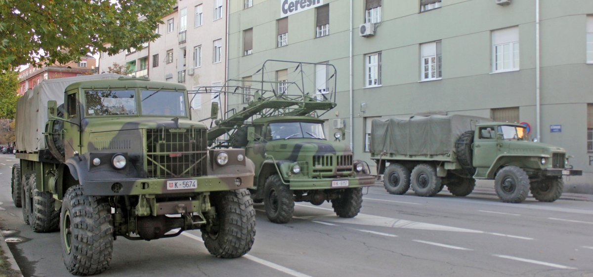 ЗИЛ 131 И Урал