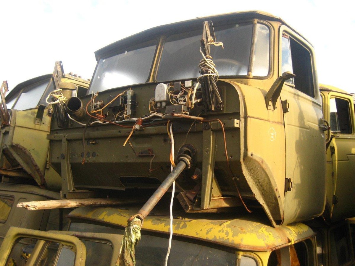 Урал 375 кабина