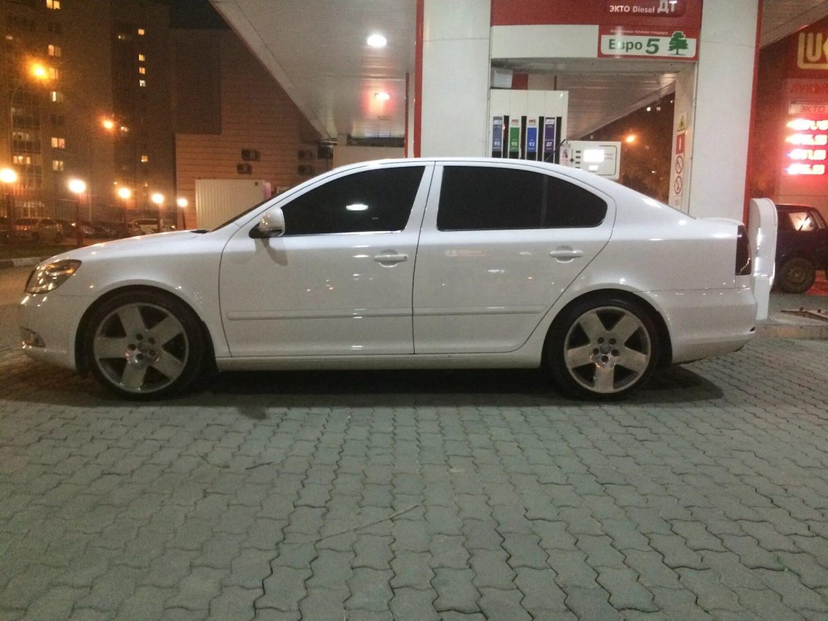 Октавия а5 r17