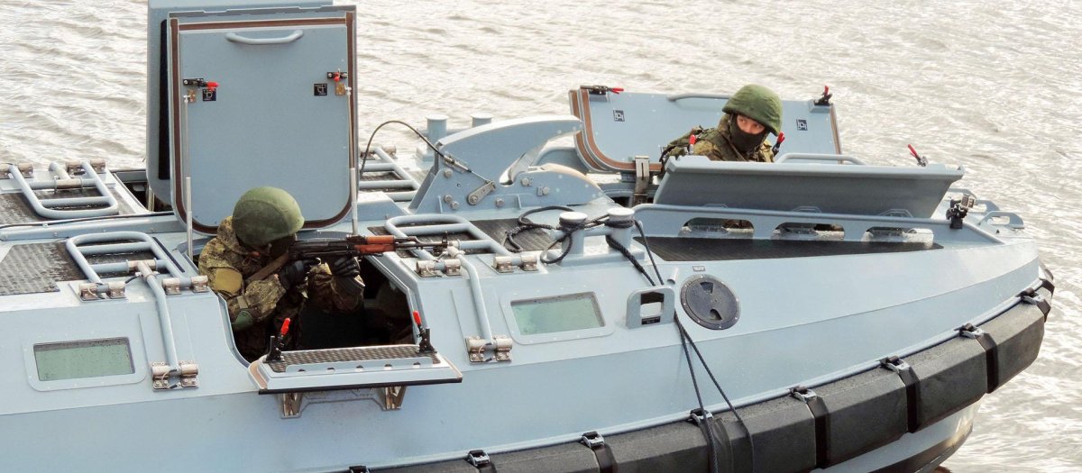 Катер ДШЛ 02800