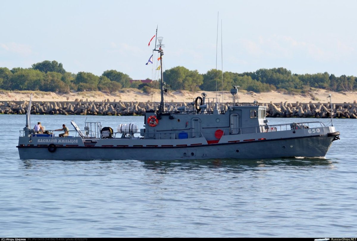 Водолазный катер проекта 1415