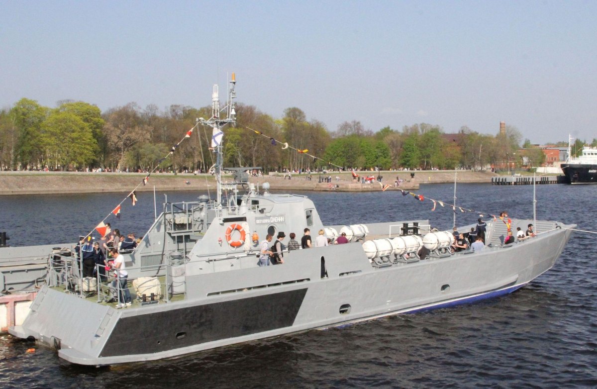 Десантный катер 11770