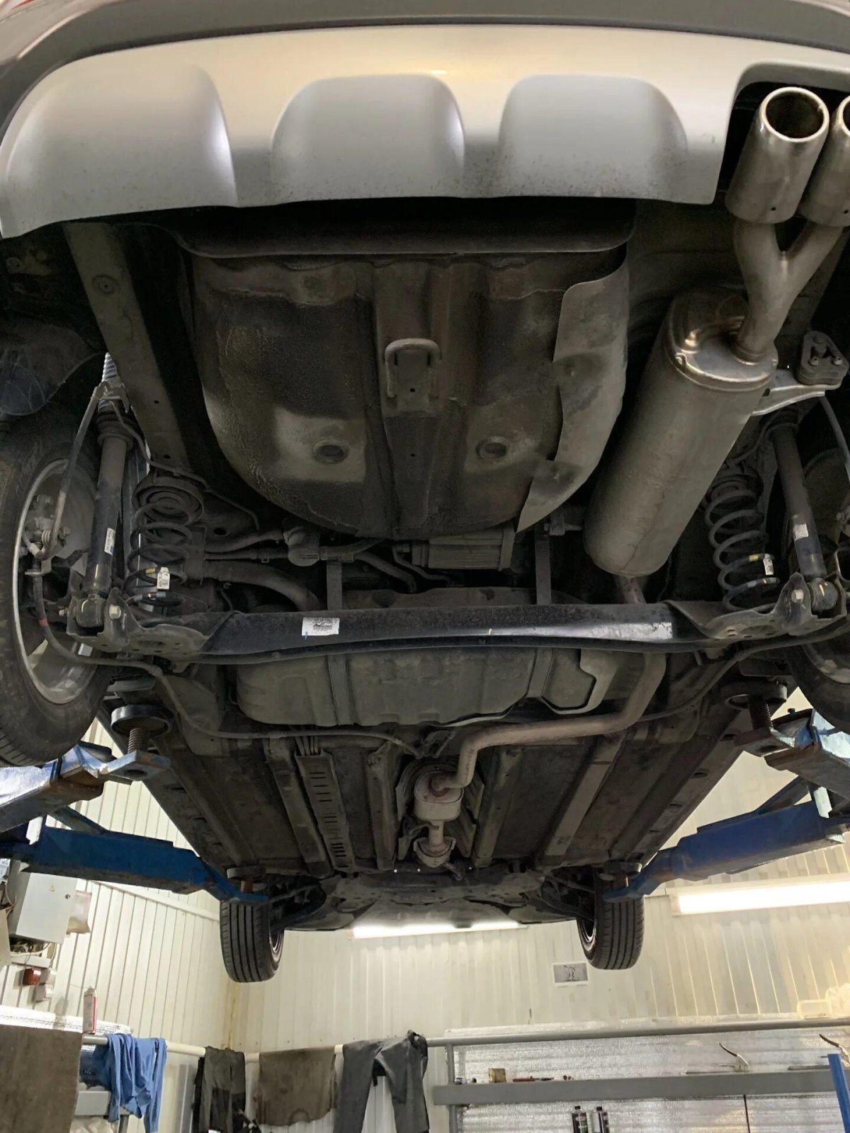 Днище Kia Rio x line