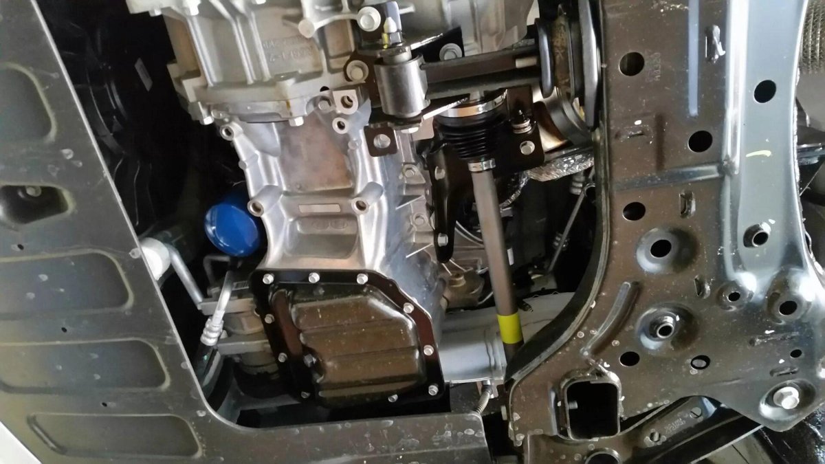 Киа Рио 4 снизу