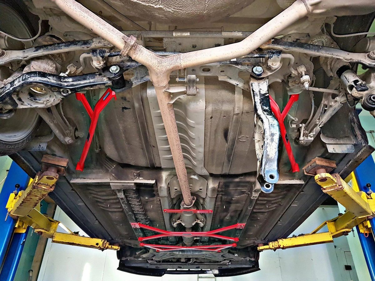 Киа Рио 3 снизу